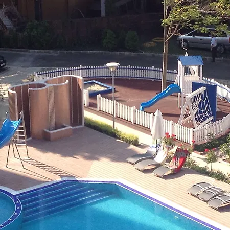 Admiral Plaza Daire Sunny Beach