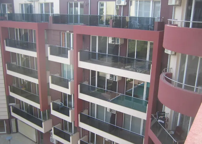 Апартаменты Admiral Plaza *