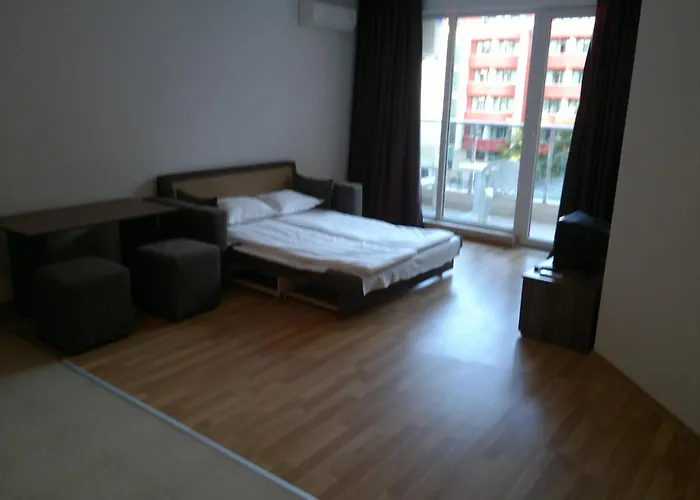 Admiral Plaza Солнечный берег