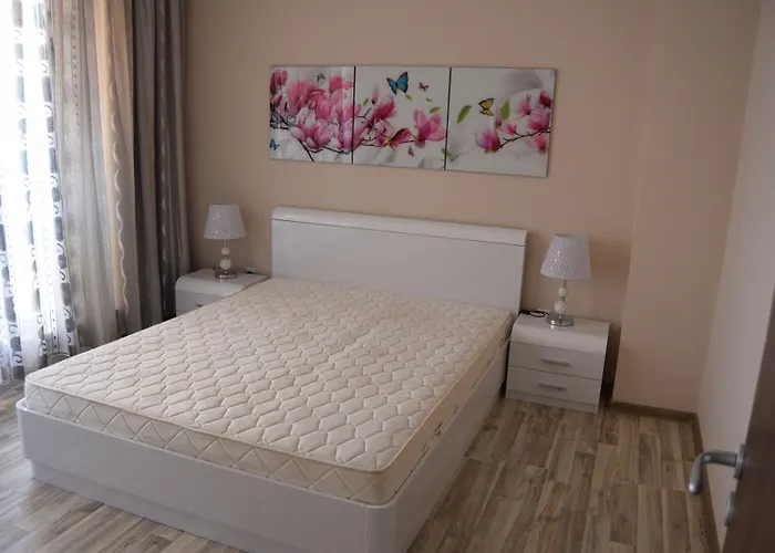 Admiral Plaza Апартаменты Солнечный берег