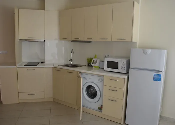 Admiral Plaza Солнечный берег