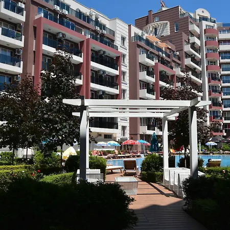 Admiral Plaza Sunny Beach