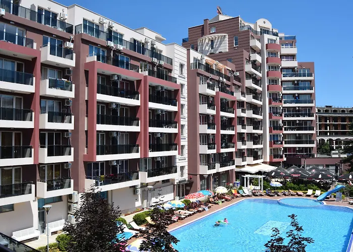 Admiral Plaza 阳光海滩