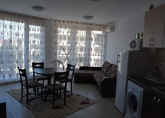 Admiral Plaza شقة ساني بيتش